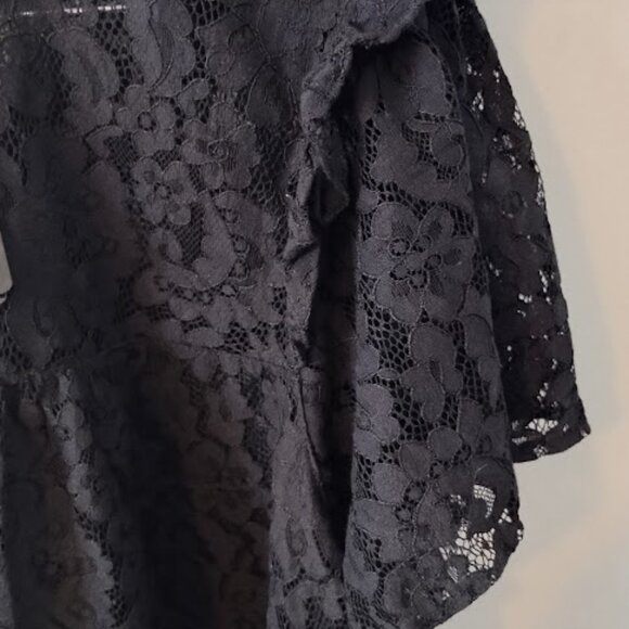 Torrid Black Lace Short Sleeve Tiered Blouse size 3X Layered - Picture 10 of 12